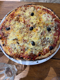 Pizza du Restaurant italien Chez le Garde à Vauvenargues - n°18