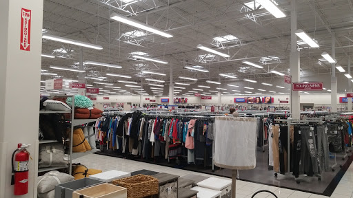 Clothing Store «Burlington Coat Factory», reviews and photos, 3671 N Freeway Blvd, Sacramento, CA 95834, USA