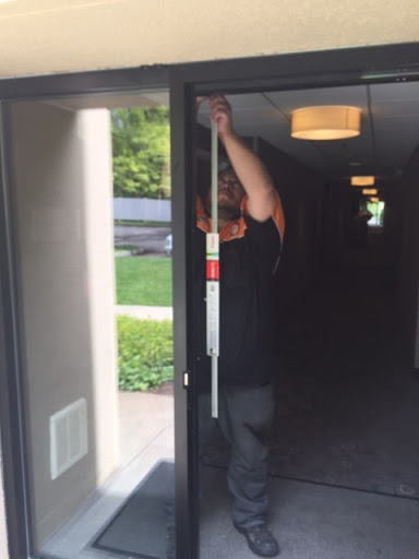 Locksmith «Pop-A-Lock Locksmith of Westchester NY», reviews and photos, 777 Westchester Ave #101b, White Plains, NY 10604, USA