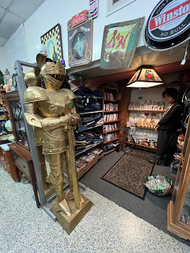 Thrift Store «Endless Deals», reviews and photos, 405 E Main St, Luray, VA 22835, USA