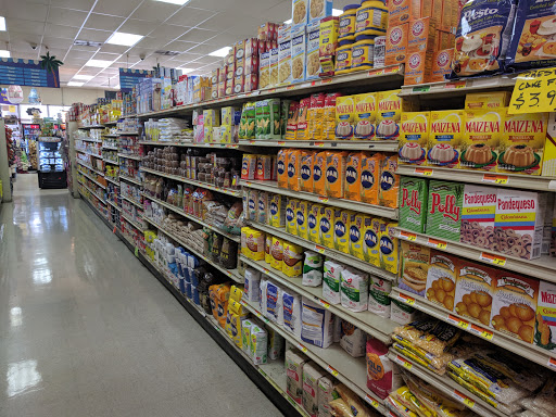 Supermarket «La Isla Supermarket», reviews and photos, 9722 US-192, Clermont, FL 34714, USA