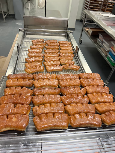 Donut Shop «Shipley Do-Nuts», reviews and photos, 1500 W Hebron Pkwy #100, Carrollton, TX 75010, USA