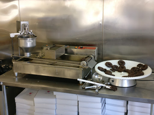 Donut Shop «Amazing Glazed», reviews and photos, 321 Johnstown Rd, Chesapeake, VA 23322, USA