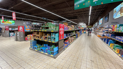 Supermarket «ALDI», reviews and photos, 4222 W Gate City Blvd, Greensboro, NC 27407, USA