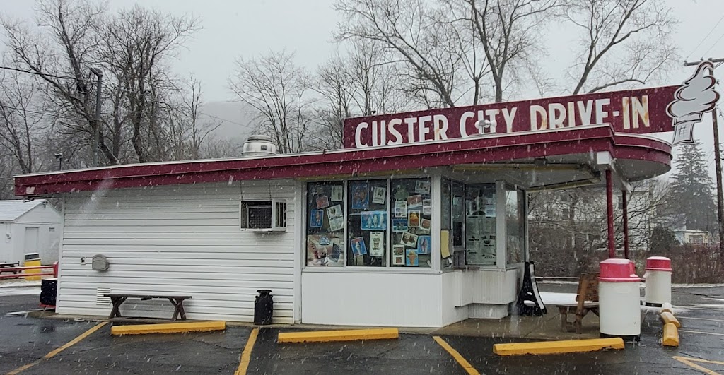 Custer City Drive-in Ice Cream 16701