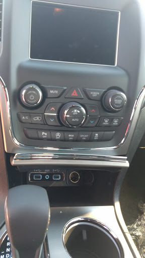 Truck Dealer «Lee Chrysler Dodge Jeep Ft Walton», reviews and photos, 541 Mary Esther Cut Off NW, Fort Walton Beach, FL 32548, USA