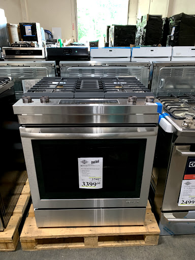 Appliance Store «BASCO Outlet Store», reviews and photos, 4670 NW St Helens Rd, Portland, OR 97210, USA