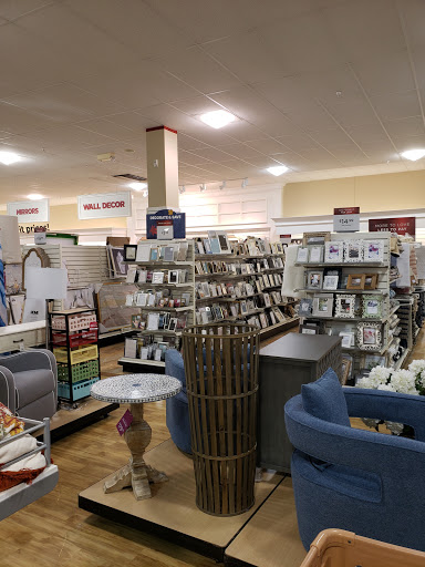 Department Store «T.J. Maxx & HomeGoods», reviews and photos, 4890 Integrity Way, Appleton, WI 54913, USA