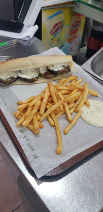 Plats et boissons du Emrah Kebab à Nantes - n°1