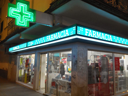 Información y opiniones sobre Farmacia Virgen de las Angustias de Córdoba