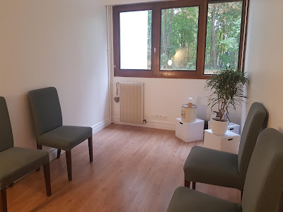 Laure DUMEILLAT Sophrologue Caycédienne - Relaxologue, Praticienne en hypnose à Vaux-le-Pénil