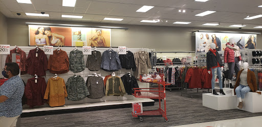 Department Store «Target», reviews and photos, 600 Executive Blvd S, Southington, CT 06489, USA