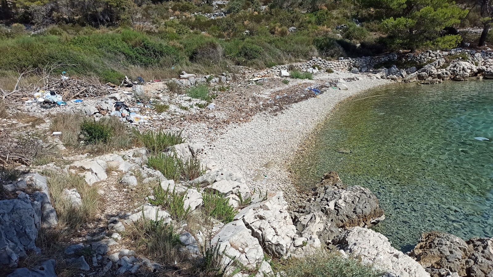 Photo de Labadusa beach II avec un niveau de propreté de sale