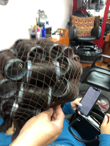 Beauty Salon «Melania Hair Design Dominican Salon», reviews and photos, 2221 Defense Hwy, Crofton, MD 21114, USA