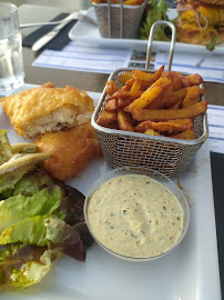 Fish and chips du Restaurant français Le Neptune à Agon-Coutainville - n°5