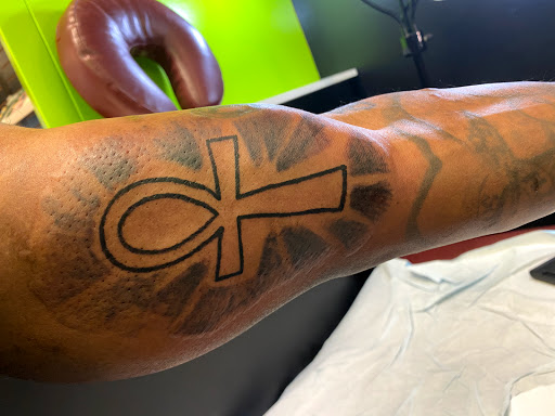 Explore blackjack tattoo ideas, creative tattoo ideas in Waldorf, available at Hypnotique Ink