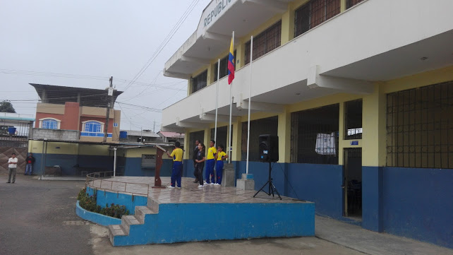 Opiniones de Colegio de Bachillerato República del Ecuador COLBREC en Machala - Escuela