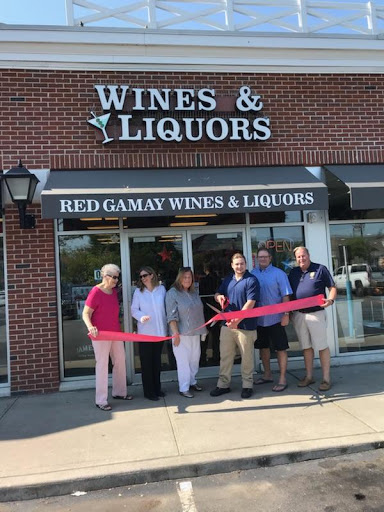 Wine Store «Red Gamay Wines & Liquors», reviews and photos, 45 Merrick Rd, Amityville, NY 11701, USA