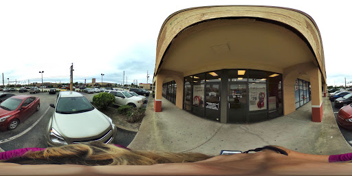 Eye Care Center «Eyeglass World», reviews and photos, 3808 E Colonial Dr, Orlando, FL 32803, USA