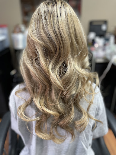 Hair Salon «RN Hair & Nails Salon», reviews and photos, 24601 Raymond Way #4, Lake Forest, CA 92630, USA