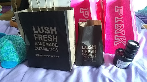 Cosmetics Store «Lush Cosmetics», reviews and photos, 99 Rockingham Park Blvd, Salem, NH 03079, USA