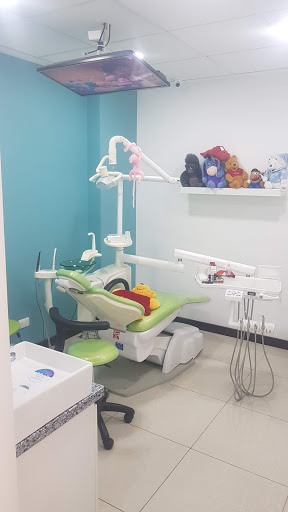 DENTILANDIA - CLINICA ODONTOPEDIATRICA - Odontopediatra, dentista, niños