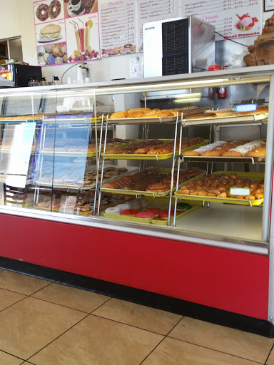 Donut Shop «Real Donuts», reviews and photos, 2100 E Lake Mead Blvd # C, North Las Vegas, NV 89030, USA