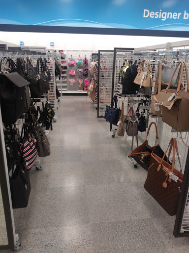 Clothing Store «Ross Dress for Less», reviews and photos, 166 Thornton Drive, Dickson, TN 37055, USA