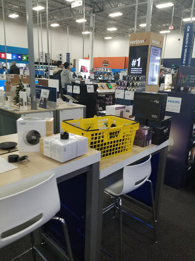 Electronics Store «Best Buy», reviews and photos, 290 S Broadway Unit E, Salem, NH 03079, USA