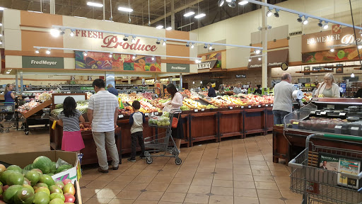 Grocery Store «Fred Meyer», reviews and photos, 17667 NE 76th St, Redmond, WA 98052, USA