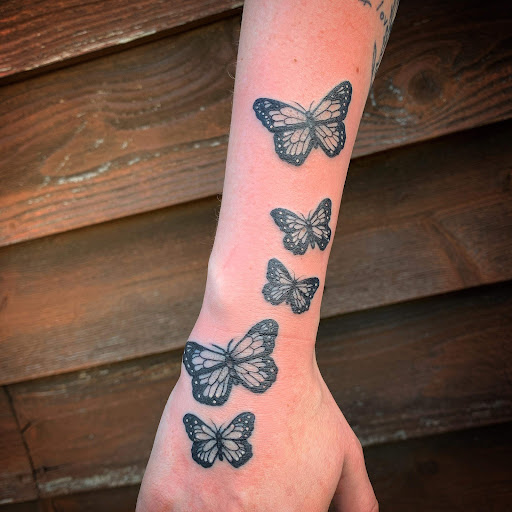 Tattoo Shop «Beauty from Ashes Tattoo parlor», reviews and photos, 303 Pennsylvania Ave, Crothersville, IN 47229, USA