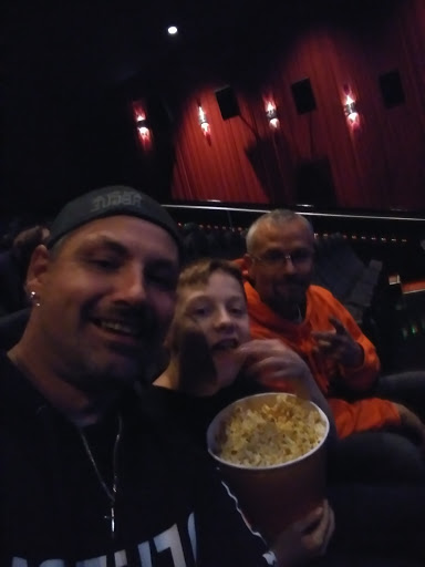 Movie Theater «Regal Cinemas Santiam 11», reviews and photos, 365 Lancaster Dr SE, Salem, OR 97301, USA