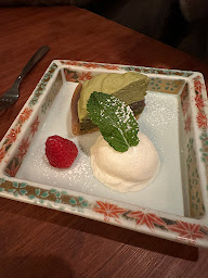 Photo n°111 de Takara Paris à Paris ()