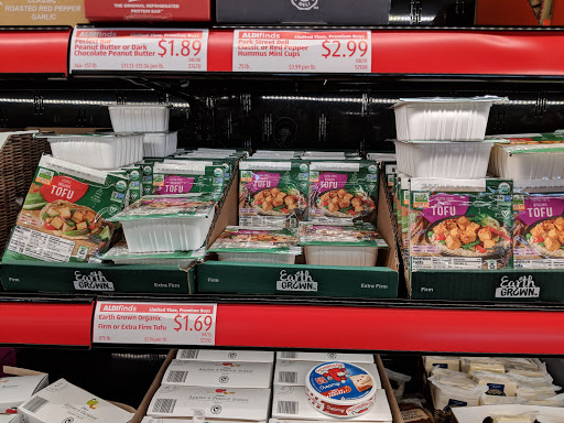 Supermarket «ALDI», reviews and photos, 238 Boston Post Rd, Milford, CT 06460, USA