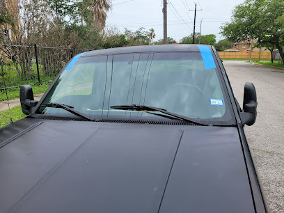 Uptown Auto Glass - Windshield Replacement, Car Windshield Replacement , Car Windshield Crack Repair