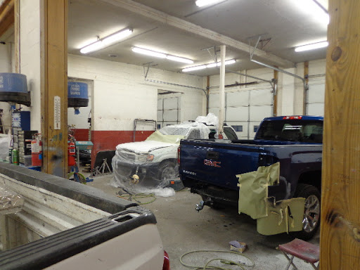 Auto Body Shop «Marine Myers Collision», reviews and photos, 607 18th St, Corbin, KY 40701, USA