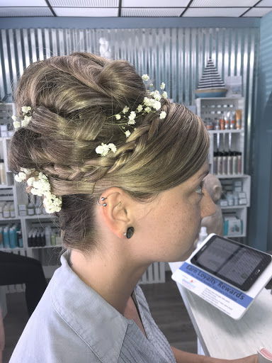 Beauty Salon «Oceans Edge Salon & Spa», reviews and photos, 818 Surfside Dr, Surfside Beach, SC 29575, USA