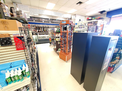 Sporting Goods Store «Big 5 Sporting Goods - Pinole», reviews and photos, 1572 Fitzgerald Dr, Pinole, CA 94564, USA