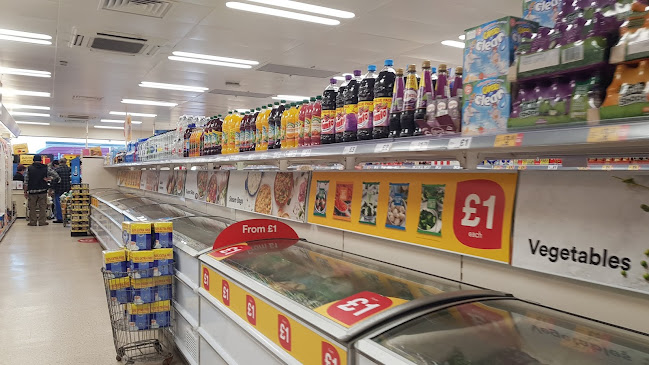 Comments and reviews of Iceland Supermarket Barmouth