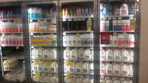 Grocery Store «Sav-Mor Foods», reviews and photos, 14001 Lakeridge Cir, Magalia, CA 95954, USA