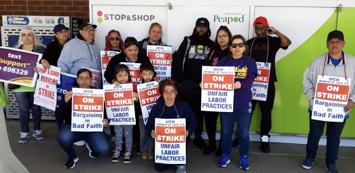 Grocery Store «Stop & Shop», reviews and photos, 1135 Farmington Ave, Berlin, CT 06037, USA