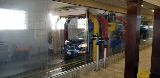 Car Wash «Wellwood Car Wash», reviews and photos, 990 Wellwood Ave, Lindenhurst, NY 11757, USA