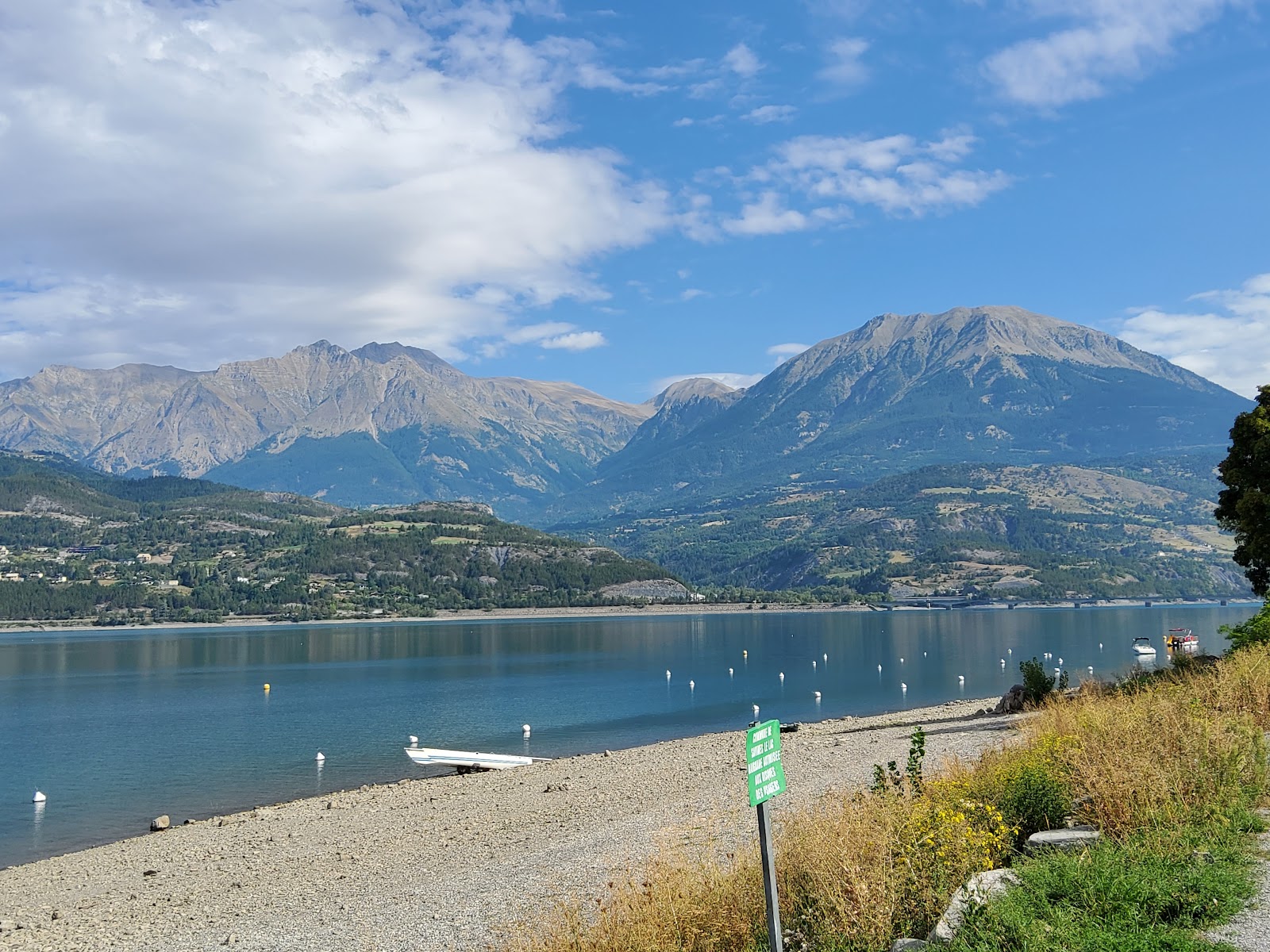 Foto von Plage des Tremouilles befindet sich in natürlicher umgebung