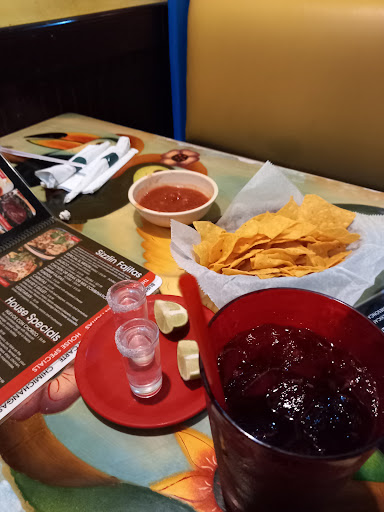 Shopping Mall «Village North Shopping Center», reviews and photos, 2440 N Lebanon St, Lebanon, IN 46052, USA