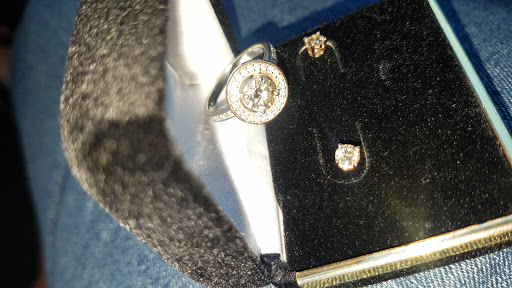 Jewelry Store «The Jewelry Exchange», reviews and photos, 15732 Tustin Village Way, Tustin, CA 92780, USA