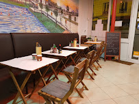 Atmosphère du Restaurant cambodgien Kaun Neak Sre កូនអ្នកស្រែ à Paris - n°3