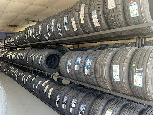 Tire Shop «Oneonta Tire Center», reviews and photos, 302 2nd Ave E, Oneonta, AL 35121, USA