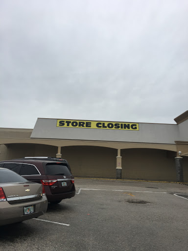 Department Store «Kmart», reviews and photos, 1602 W Brandon Blvd, Brandon, FL 33511, USA