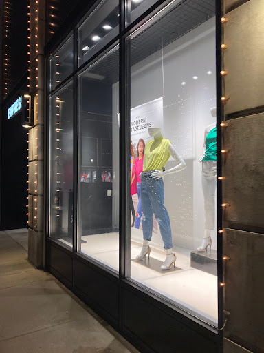 Clothing Store «Express», reviews and photos, 4090 The Strand E, Columbus, OH 43219, USA