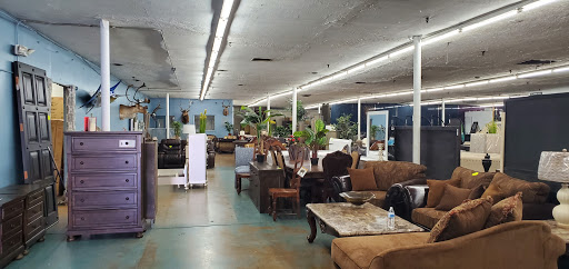 Auction House «Delaney Furniture Inc», reviews and photos, 3600 W Osborn Rd, Phoenix, AZ 85019, USA